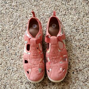 Earth Origins Effie Fisherman Sandals, Size 11. NWOT